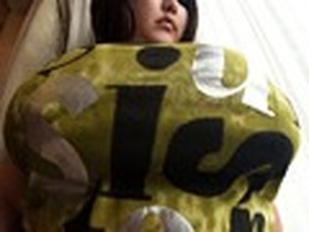 独占! 素人初撮り! 上半身がぜんぶおっぱい! 大収穫の超乳新人です! Qカップ あい 147センチ 28才 サンプル動画サムネイル